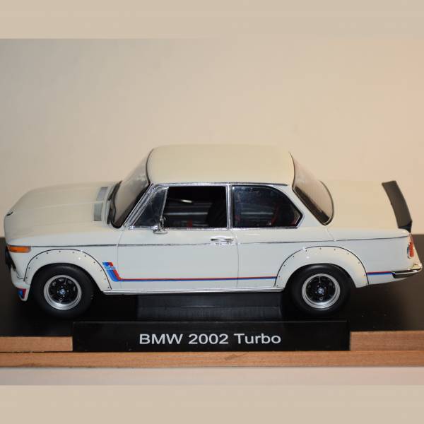 ماکت BMW 2002 turbo model car - پیکوپن